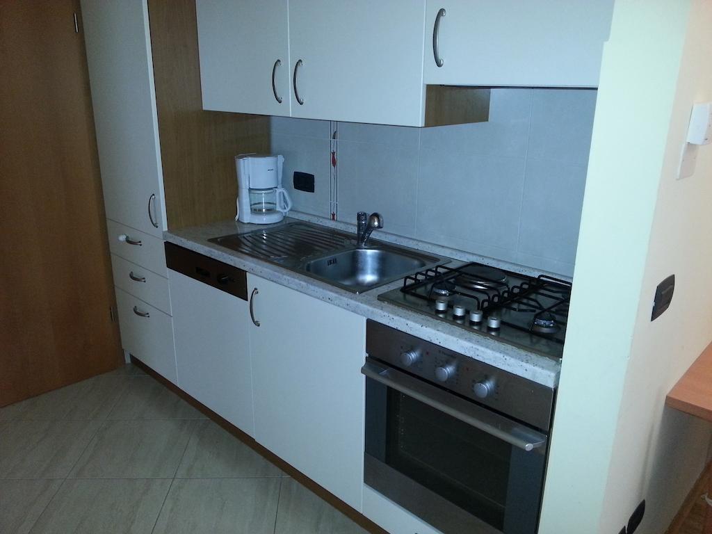 Apartments Villa Teuta Umag Ruang foto