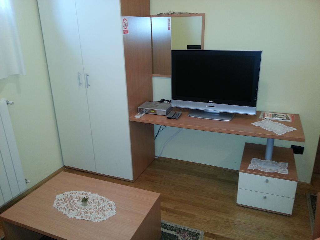 Apartments Villa Teuta Umag Ruang foto